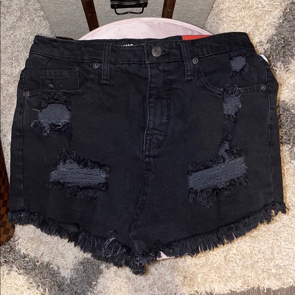 Mossimo High Rise Cut Off's - Picture 6 of 6